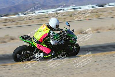 media/Dec-05-2024-Racers Edge (Thu) [[e102e0690b]]/3-B Group/Session 1 (Turn 9 Inside)/